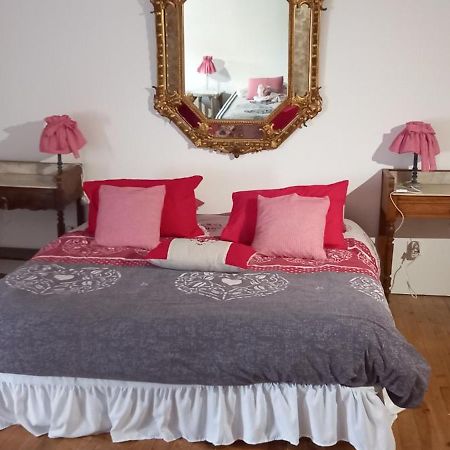 Les Demeures De La Laigne Bed & Breakfast Allas-Bocage Екстериор снимка