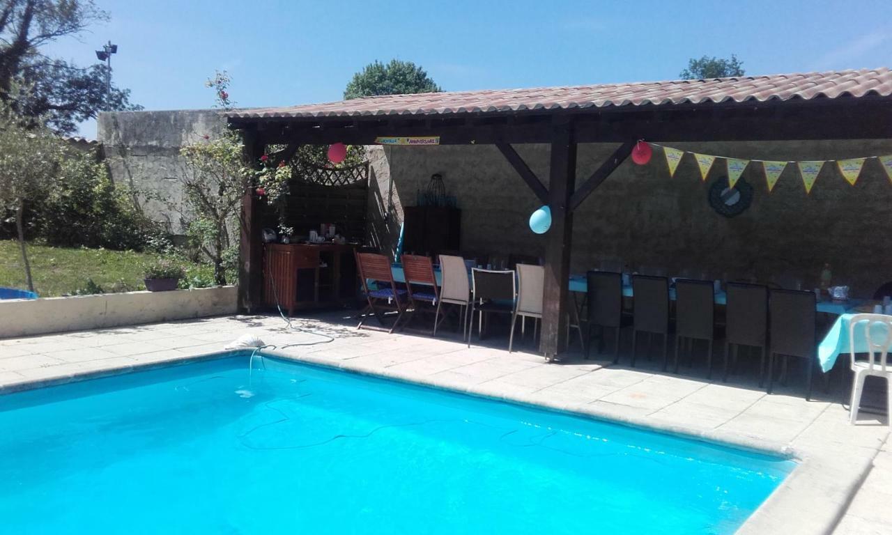 Les Demeures De La Laigne Bed & Breakfast Allas-Bocage Екстериор снимка