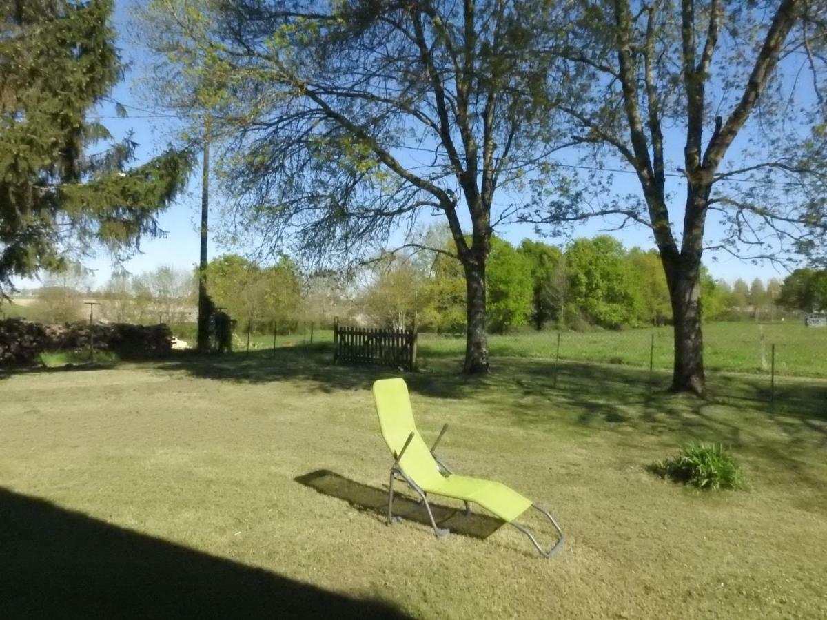 Les Demeures De La Laigne Bed & Breakfast Allas-Bocage Екстериор снимка